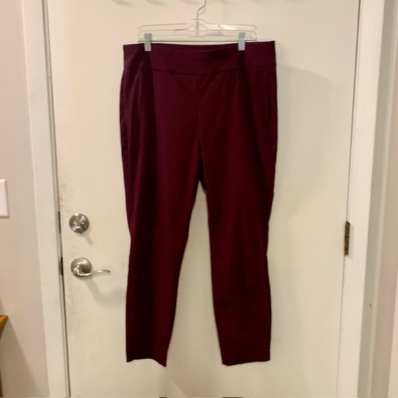 Signature Slimming by Christopher & banks Purple Rayon Nylon Stretch Pants Sz 14 - Picture 3 of 10